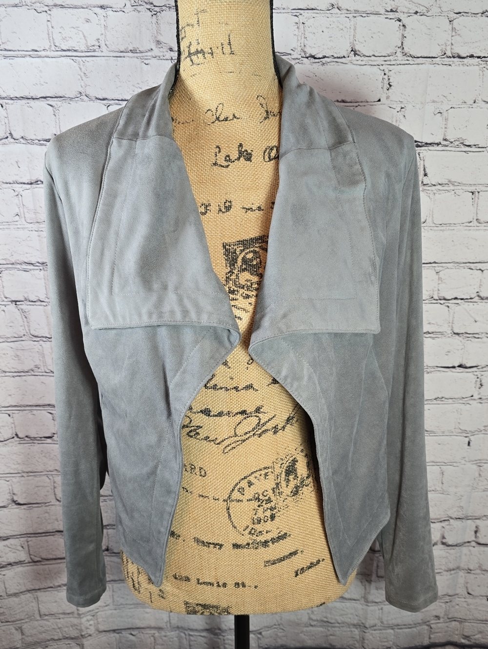 Romeo & Juliet Couture Gray Faux Suede Jacket Size M
